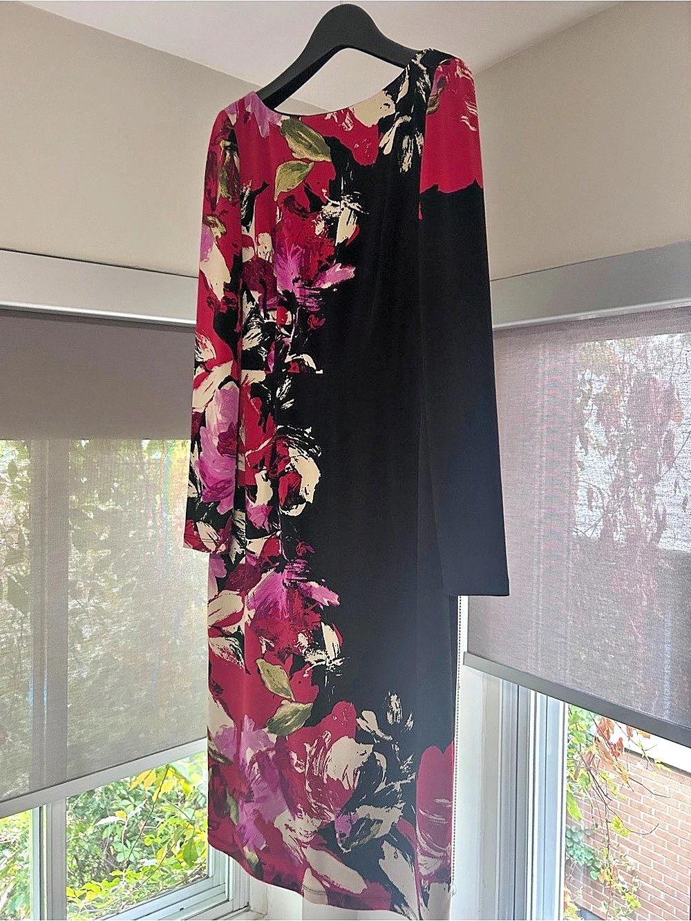 Maggy London Floral Midi Dress in Black & Pink Size 4 Like New
